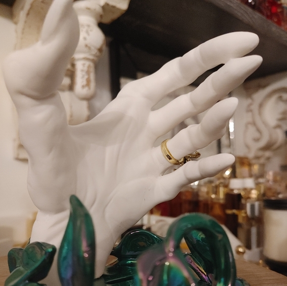 BATH & BODY WORKS HALLOWEEN IVY WITCH HAND SOAP HOLDER - Picture 2 of 8